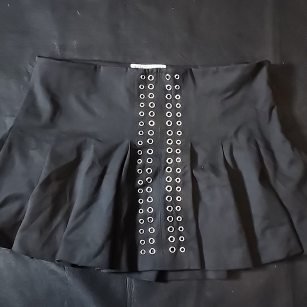 Zara Pleated mini skirt sz XL